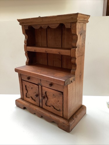Vintage scale wooden - 1:12,