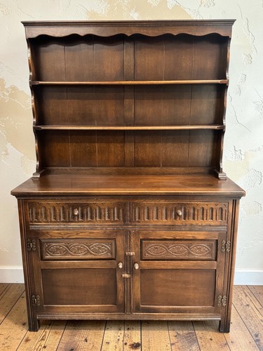 Traditional welsh dresser - welsh, oak