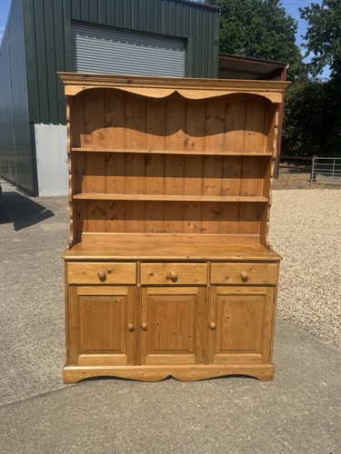Vintage solid pine welsh - solid,