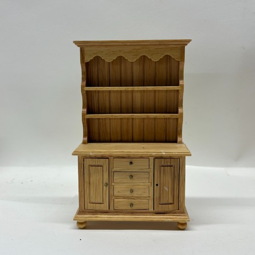 12th scale dolls house - dolls,