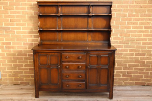 Ercol welsh dresser free - welsh,