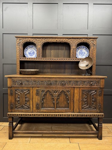 Vintage carved oak - vintage,