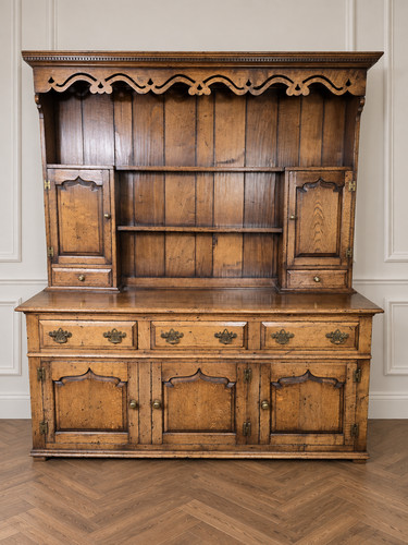 Antique style high - an,